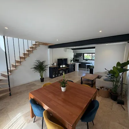 Arene Maison De Renovee, Spa, Clim, 6 Pers Nîmes